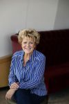 Hoorn 12 september 2017
Albert Verlinde en stage entertainment presenteren cast Annie MG Schmidt. Simone Kleinsma William Spaaij Marjolein TouwWim v d Driessche en Jeske v d Staak
De repetities waren in de schouwburg van Hoorn.
