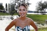 Eiland van Maurik 4 september 2017
Groepsfoto met Nicolette Kluijver en Dennis Weening met Marieke Elsinga, Anouk Hoogendijk, Roeland Fernhout, Niels Gomperts, Carolina Dijkhuizen, Henk Poort, Joelle Witschge, Richard Witschge, Shelly Sterk, Soundos El Ahmadi, Danny Froger, Kaj Gorgels, Nicole Buch en Brace. tijdens de persviewing van Expeditie Robinson 2017 op het Eiland van Maurik