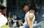 Amsterdam 7 september 2017 
Victor reinier met een vriendin op terras n amsterdam