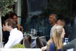 Amsterdam 7 september 2017 
Victor reinier met een vriendin op terras n amsterdam