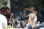 Amsterdam 7 september 2017 
Victor reinier met een vriendin op terras n amsterdam