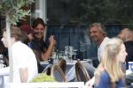 Amsterdam 7 september 2017 
Victor reinier met een vriendin op terras n amsterdam