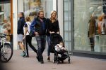 Amsterdam 1 september 2017
Wesly Bronkhorst met vriendin en haar dochter op de pc hooftstraat