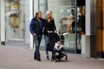 Amsterdam 1 september 2017
Wesly Bronkhorst met vriendin en haar dochter op de pc hooftstraat