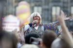 Amsterdam 6 augustus 2017 
Willeke Alberti en Candy Dulfer treden op ter afsluiting van de Gay parade op de dam.