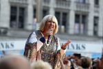 Amsterdam 6 augustus 2017 
Willeke Alberti en Candy Dulfer treden op ter afsluiting van de Gay parade op de dam.