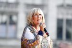 Amsterdam 6 augustus 2017 
Willeke Alberti en Candy Dulfer treden op ter afsluiting van de Gay parade op de dam.
