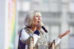 Amsterdam 6 augustus 2017 
Willeke Alberti en Candy Dulfer treden op ter afsluiting van de Gay parade op de dam.