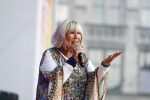 Amsterdam 6 augustus 2017 
Willeke Alberti en Candy Dulfer treden op ter afsluiting van de Gay parade op de dam.