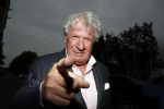 Amsterdam 15 juli 2017
Frits Huffnagel viert zijn 50e verjaardag. Willibrord Frequin met zijn vriendin