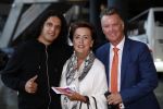 Amsterdam 6 mei 2018
Nederland-Peru 2-1 . Afscheidswedstrijd Wesley Sneijder . Zijn vrouw Yolanthe Sneijder Cabau en zoons Jessey en Xess Xava zijn natuurlijk aanwezig. Ali B met Louis en Truus v Gaal