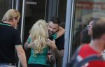 Amsterdam 3 augustus 2018
Patricia Paay en haar man Robert Hinfelaar met vriendin op het leidse plein in Amsterdam.. Arie Boomsma