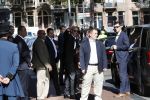 Amsterdam 29 september 2018
Barrack Obama verlaat het amstel hotel . Hij had ongeveer 10 man beveiliging bij zich.