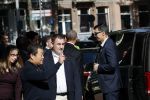 Amsterdam 29 september 2018
Barrack Obama verlaat het amstel hotel . Hij had ongeveer 10 man beveiliging bij zich.