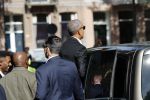 Amsterdam 29 september 2018
Barrack Obama verlaat het amstel hotel . Hij had ongeveer 10 man beveiliging bij zich.