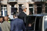 Amsterdam 29 september 2018
Barrack Obama verlaat het amstel hotel . Hij had ongeveer 10 man beveiliging bij zich.