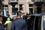 Amsterdam 29 september 2018
Barrack Obama verlaat het amstel hotel . Hij had ongeveer 10 man beveiliging bij zich.