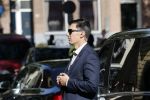 Amsterdam 29 september 2018
Barrack Obama verlaat het amstel hotel . Hij had ongeveer 10 man beveiliging bij zich.