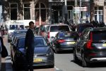 Amsterdam 29 september 2018
Barrack Obama verlaat het amstel hotel . Hij had ongeveer 10 man beveiliging bij zich.