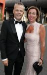Hilversum 3 september 2018
Telegraaf voetballer van het jaar in studio 21. Bjorn Kuipers met zijn vrouw