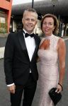 Hilversum 3 september 2018
Telegraaf voetballer van het jaar in studio 21. Bjorn Kuipers met zijn vrouw