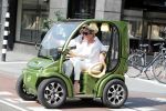 Amsterdam 1 augustus 2018
Connie Witteman en partner Eugene v Dun in hun nieuwe Connieâ€™s Creative Car Concept karrteje (Biro)
