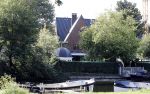Amsterdam 1 september 2018
Cor Boonstra en zijn vrouw Boonstra hebben het huis / villa van Jaap van Zweden gekocht . Ze doen boodschappen op de beethovenstraat.