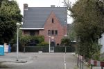 Amsterdam 1 september 2018
Cor Boonstra en zijn vrouw Boonstra hebben het huis / villa van Jaap van Zweden gekocht . Ze doen boodschappen op de beethovenstraat.