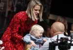 Waspik Waalwijk 26 augustus 2018
Huldiging Maarten v d Weijdenin Waalwijk en met familie bij zijn huis. Zijn vrouw Daisy en kinderen Phileine en Robien waren er natuurlijk bij.