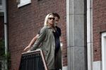 Amsterdam 4 september 2018
Een hoogzwangere Eva Jinek met steun en toeverlaat Dexter v d Voorn