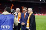 Amsterdam 6 mei 2018
Nederland-Peru 2-1 . Afscheidswedstrijd Wesley Sneijder . Zijn vrouw Yolanthe Sneijder Cabau en zoons Jessey en Xess Xava zijn natuurlijk aanwezig. Michael v Praag en Gianni Infantino