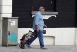 Amsterdam 4 september 2018
Hans v d Togt woont weer op zijn woonboot/woonark in Amsterdam en gaat boodschappen doen.