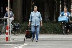 Amsterdam 4 september 2018
Hans v d Togt woont weer op zijn woonboot/woonark in Amsterdam en gaat boodschappen doen.
