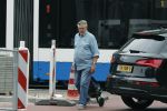 Amsterdam 4 september 2018
Hans v d Togt woont weer op zijn woonboot/woonark in Amsterdam en gaat boodschappen doen.