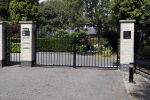 Capelle a d Ijssel 1 augustus 2018
Jan Peter Balkenende woont met zijn gezin in een huis op 1 plot met drie huizen