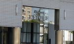 Amsterdam 3 augustus 2018
In dit appartementen complex Lâ€™etoile heeft Jos Verstappen een appartement gehuurd. Martin garrix en Evert Santegoeds wonen er ook.