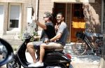 Amsterdam 3 augustus 2018
Leco v Zadelhoff en zijn partner Carlos Alberto 2 keer op 1 dag op hun vespa scooter.