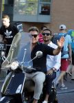 Amsterdam 3 augustus 2018
Leco v Zadelhoff en zijn partner Carlos Alberto 2 keer op 1 dag op hun vespa scooter.