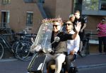 Amsterdam 3 augustus 2018
Leco v Zadelhoff en zijn partner Carlos Alberto 2 keer op 1 dag op hun vespa scooter.