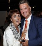 Amsterdam 6 mei 2018
Nederland-Peru 2-1 . Afscheidswedstrijd Wesley Sneijder . Zijn vrouw Yolanthe Sneijder Cabau en zoons Jessey en Xess Xava zijn natuurlijk aanwezig. Louis en Truus v gaal