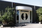 Loenen aan de Vecht 2 augustus 2018
Het pand van de Lucille werner foundation staat te huur.