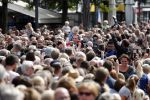 Waspik Waalwijk 26 augustus 2018
Huldiging Maarten v d Weijdenin Waalwijk en met familie bij zijn huis. Zijn vrouw Daisy en kinderen Phileine en Robien waren er natuurlijk bij.