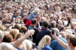 Waspik Waalwijk 26 augustus 2018
Huldiging Maarten v d Weijdenin Waalwijk en met familie bij zijn huis. Zijn vrouw Daisy en kinderen Phileine en Robien waren er natuurlijk bij.