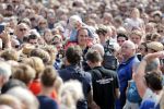 Waspik Waalwijk 26 augustus 2018
Huldiging Maarten v d Weijdenin Waalwijk en met familie bij zijn huis. Zijn vrouw Daisy en kinderen Phileine en Robien waren er natuurlijk bij.