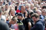 Waspik Waalwijk 26 augustus 2018
Huldiging Maarten v d Weijdenin Waalwijk en met familie bij zijn huis. Zijn vrouw Daisy en kinderen Phileine en Robien waren er natuurlijk bij.