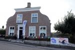 Waspik Waalwijk 26 augustus 2018
Huldiging Maarten v d Weijdenin Waalwijk en met familie bij zijn huis. Zijn vrouw Daisy en kinderen Phileine en Robien waren er natuurlijk bij.