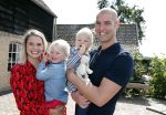 Waspik Waalwijk 26 augustus 2018
Huldiging Maarten v d Weijdenin Waalwijk en met familie bij zijn huis. Zijn vrouw Daisy en kinderen Phileine en Robien waren er natuurlijk bij.