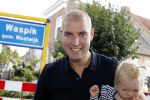 Waspik Waalwijk 26 augustus 2018
Huldiging Maarten v d Weijdenin Waalwijk en met familie bij zijn huis. Zijn vrouw Daisy en kinderen Phileine en Robien waren er natuurlijk bij.