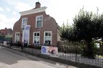 Waspik Waalwijk 26 augustus 2018
Huldiging Maarten v d Weijdenin Waalwijk en met familie bij zijn huis. Zijn vrouw Daisy en kinderen Phileine en Robien waren er natuurlijk bij.