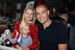 Waspik Waalwijk 26 augustus 2018
Huldiging Maarten v d Weijdenin Waalwijk en met familie bij zijn huis. Zijn vrouw Daisy en kinderen Phileine en Robien waren er natuurlijk bij.